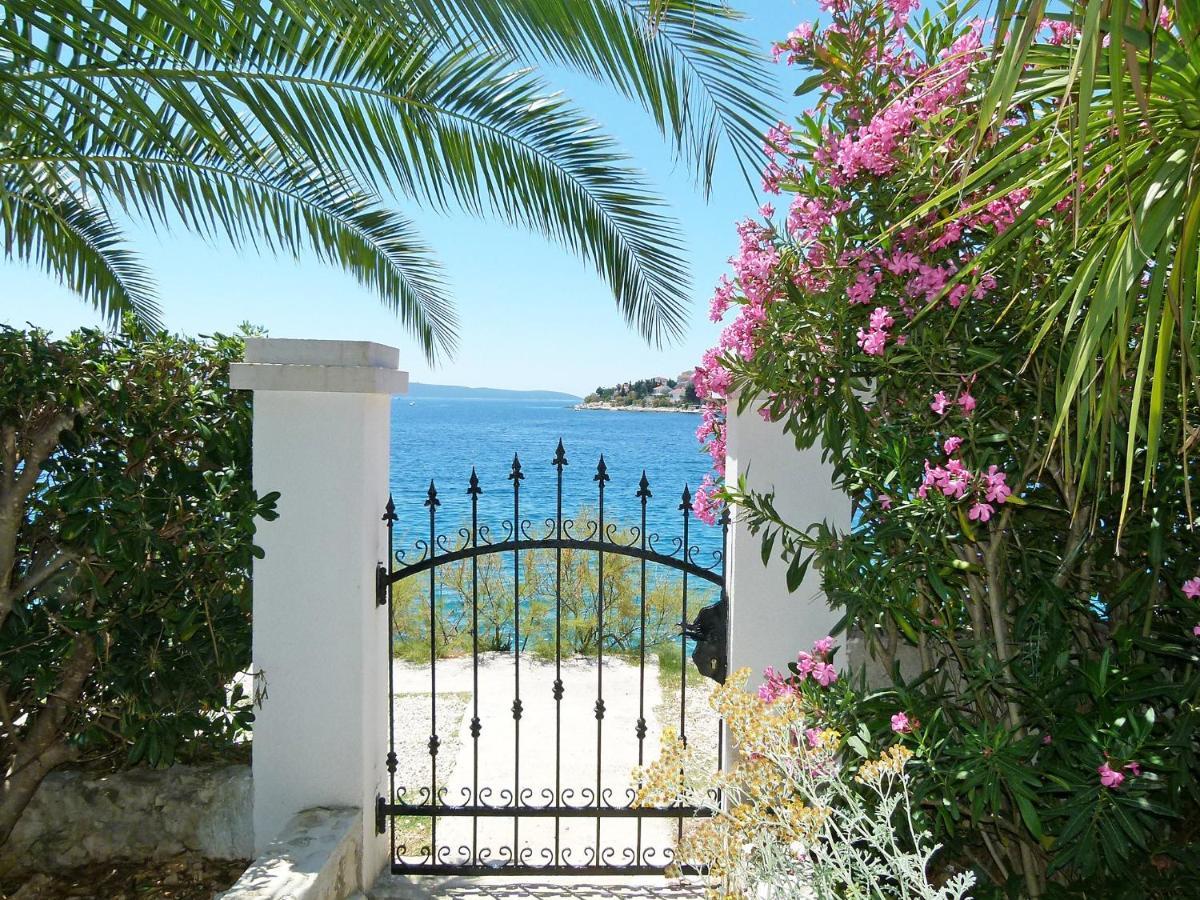 Apartment Tija By Interhome Trogir Exterior foto